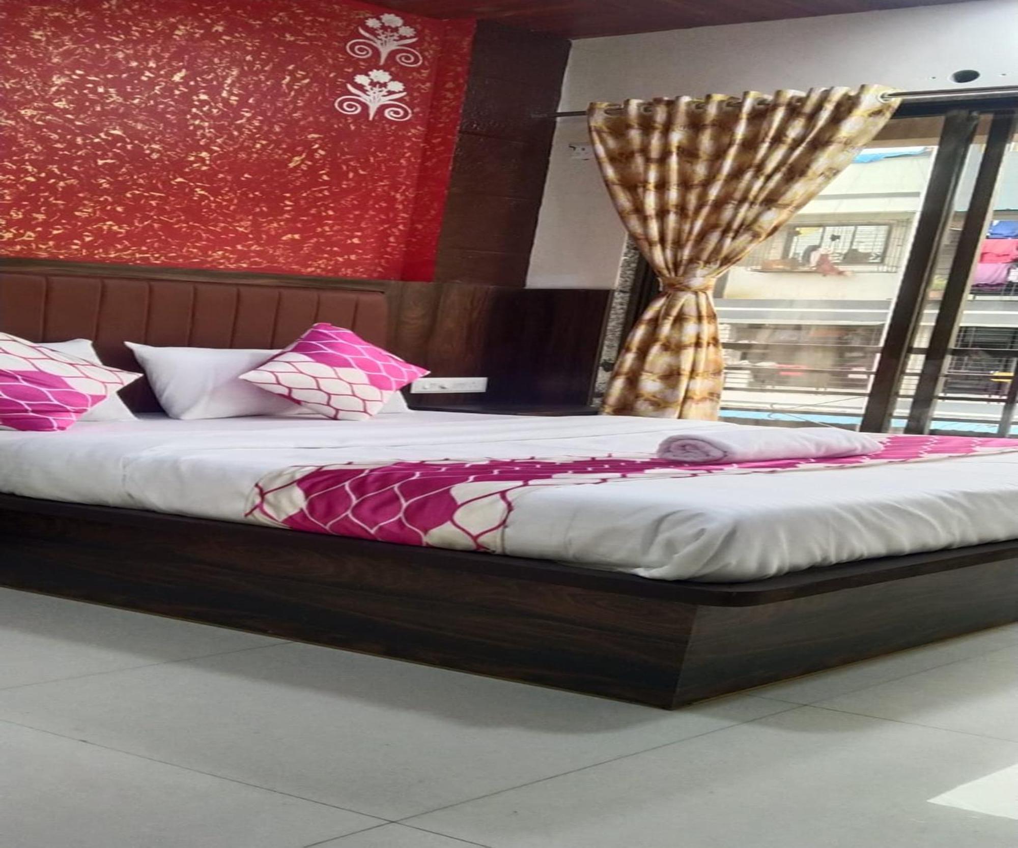 Hotel Om Sai Navi Mumbai Buitenkant foto