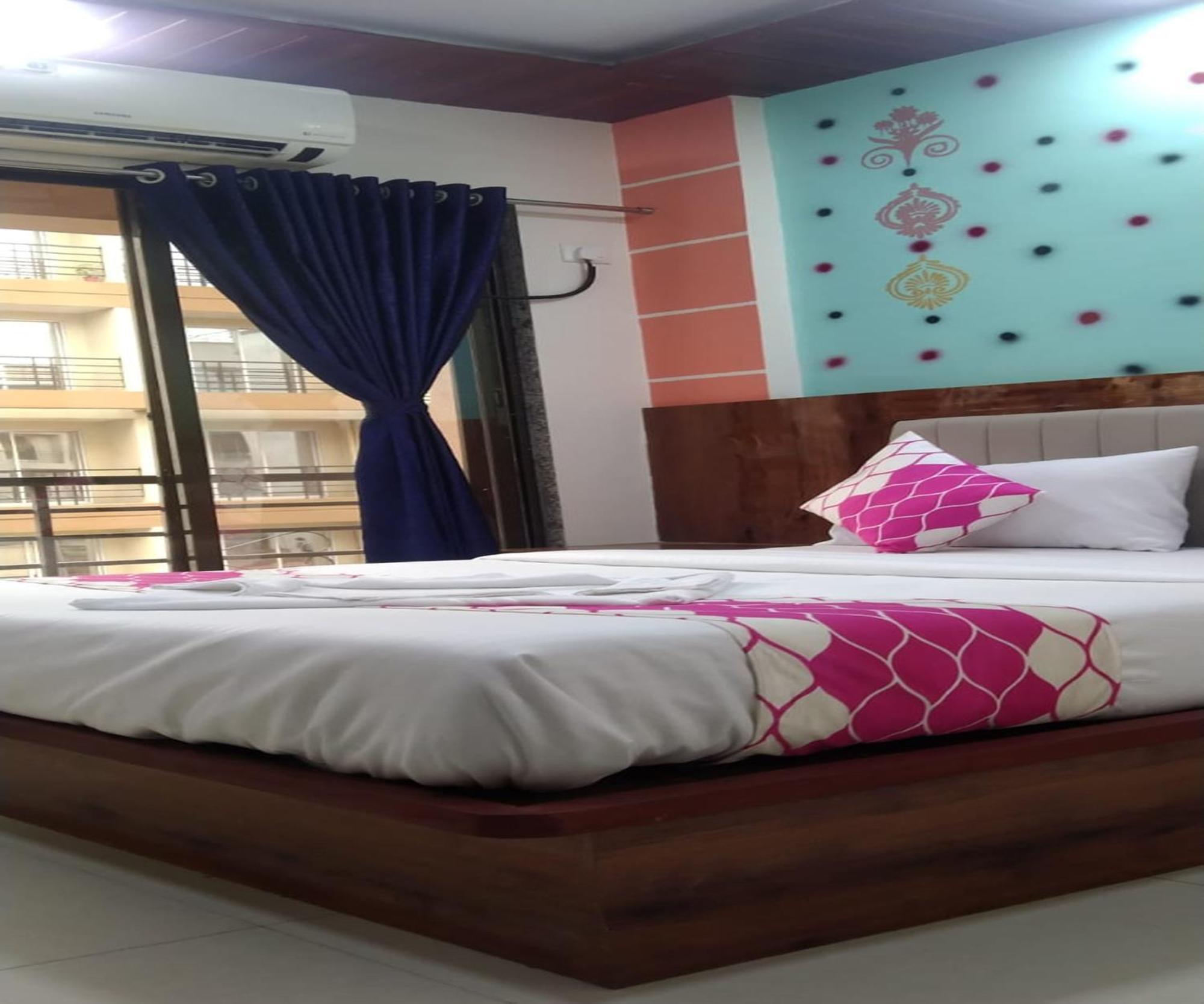 Hotel Om Sai Navi Mumbai Buitenkant foto